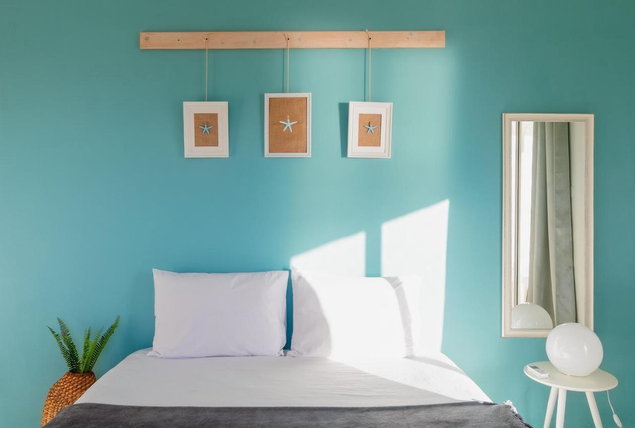 4 Bedroom Apartment On The Beach 텔아비브 외부 사진